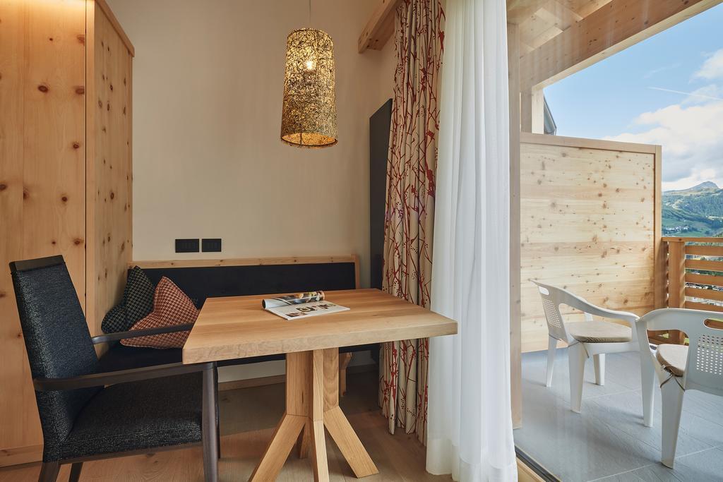 קולפוסקו Mountain Hotel Mezdi מראה חיצוני תמונה