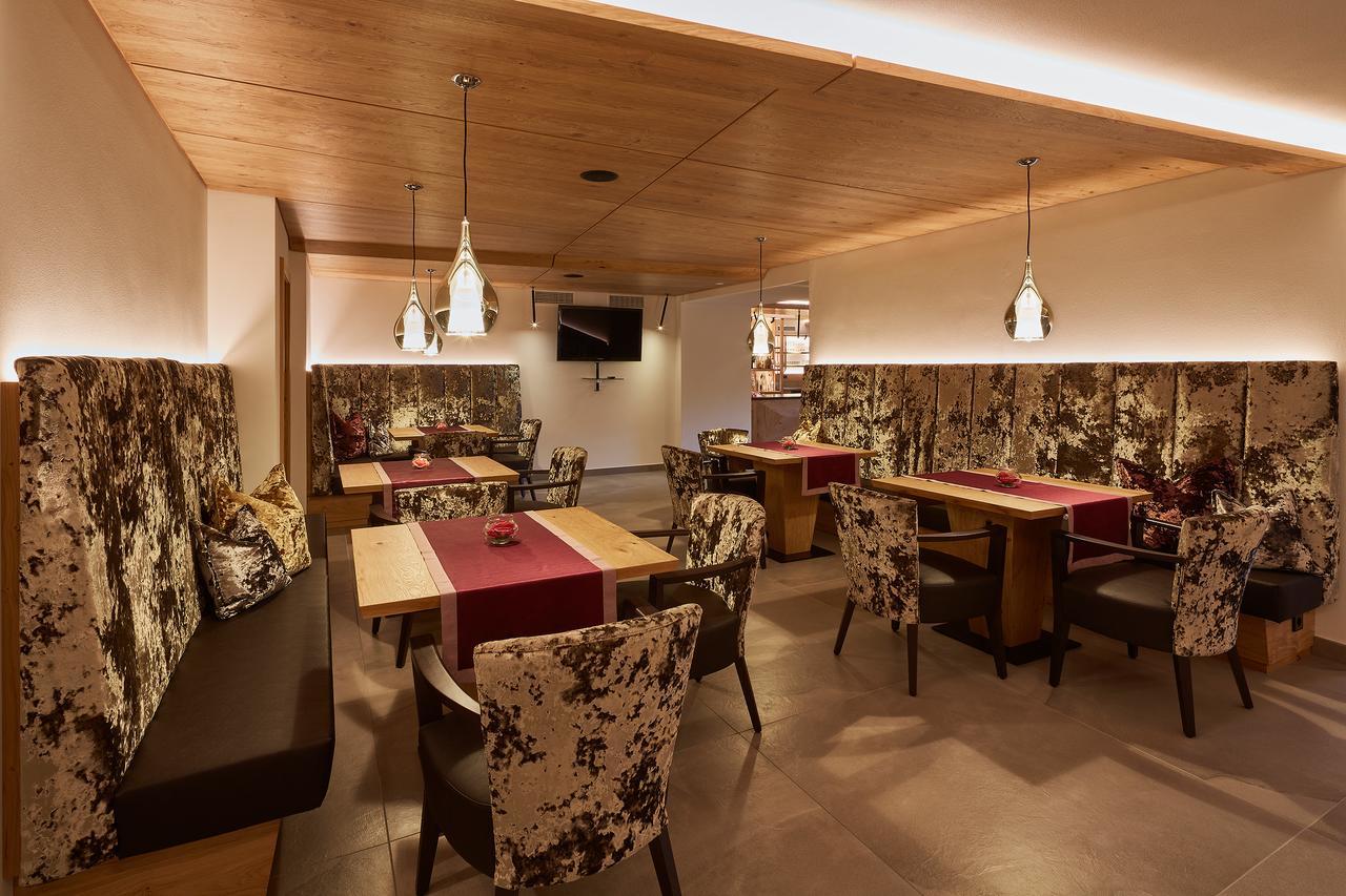 קולפוסקו Mountain Hotel Mezdi מראה חיצוני תמונה