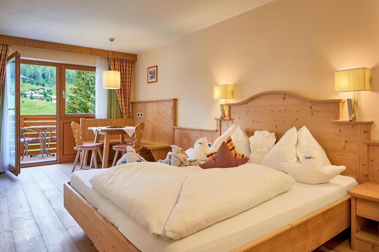 קולפוסקו Mountain Hotel Mezdi מראה חיצוני תמונה